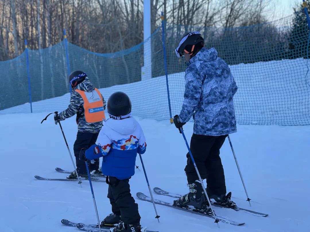 必一体育官网下载必一体育滑雪常识滑雪这项运动到底贵不贵？下载(图4)