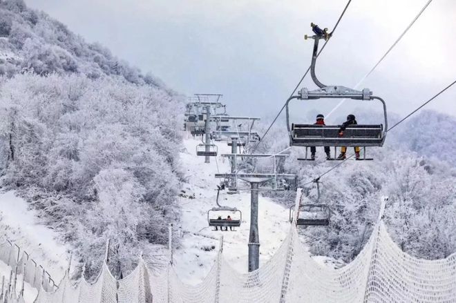 想去滑雪吗？国内这10个必一体育高质量滑雪圣地太好玩了好嗨哦！(图37)