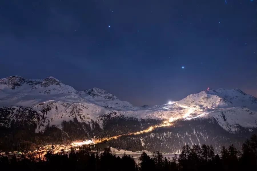 盘点全世界最受欢迎的滑雪胜地-必一体育官网下载定制旅行旅滑雪常识游攻略 - 无二之旅(图4)