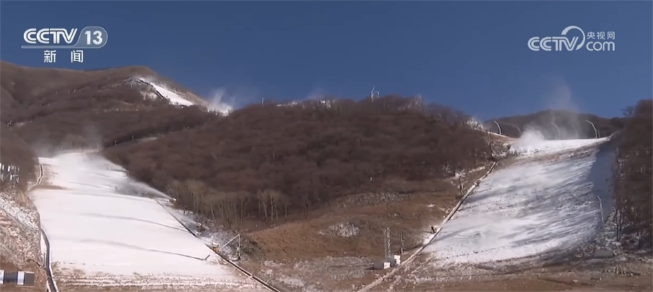 各地冰雪季必一体育官网下载活动如火如荼 “滑雪+”旅游模式带来全新体验(图1)