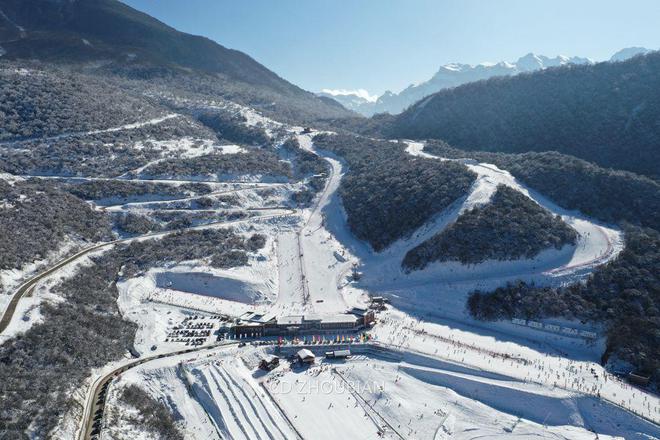 必一体育不是东北去不起而是乐山周边滑雪更有性价比！(图12)