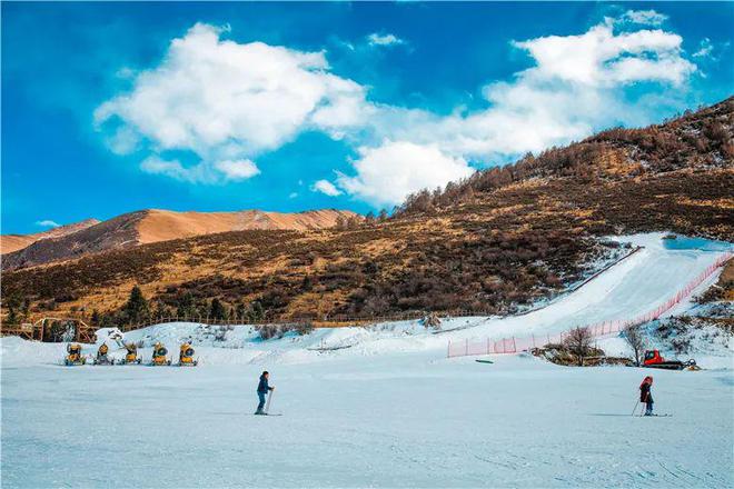 必一体育不是东北去不起而是乐山周边滑雪更有性价比！(图17)