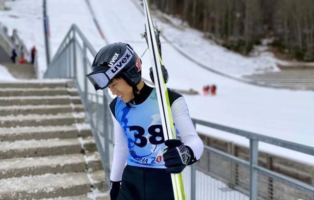 必一体育下载必一体育官网下载《冰雪知识微课堂》李超：跳台滑雪运动员训练发展顺序因人而异(图1)