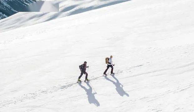 必一体育官网下载今年最火滑雪季 “一起滑雪常识”成流行趋势必一体育下载(图5)