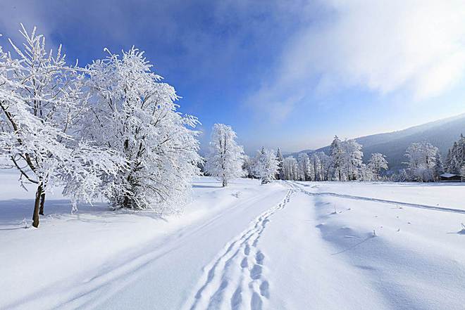 必一体育下载滑雪冬季旅游攻略这些事项值得收藏哦(图3)